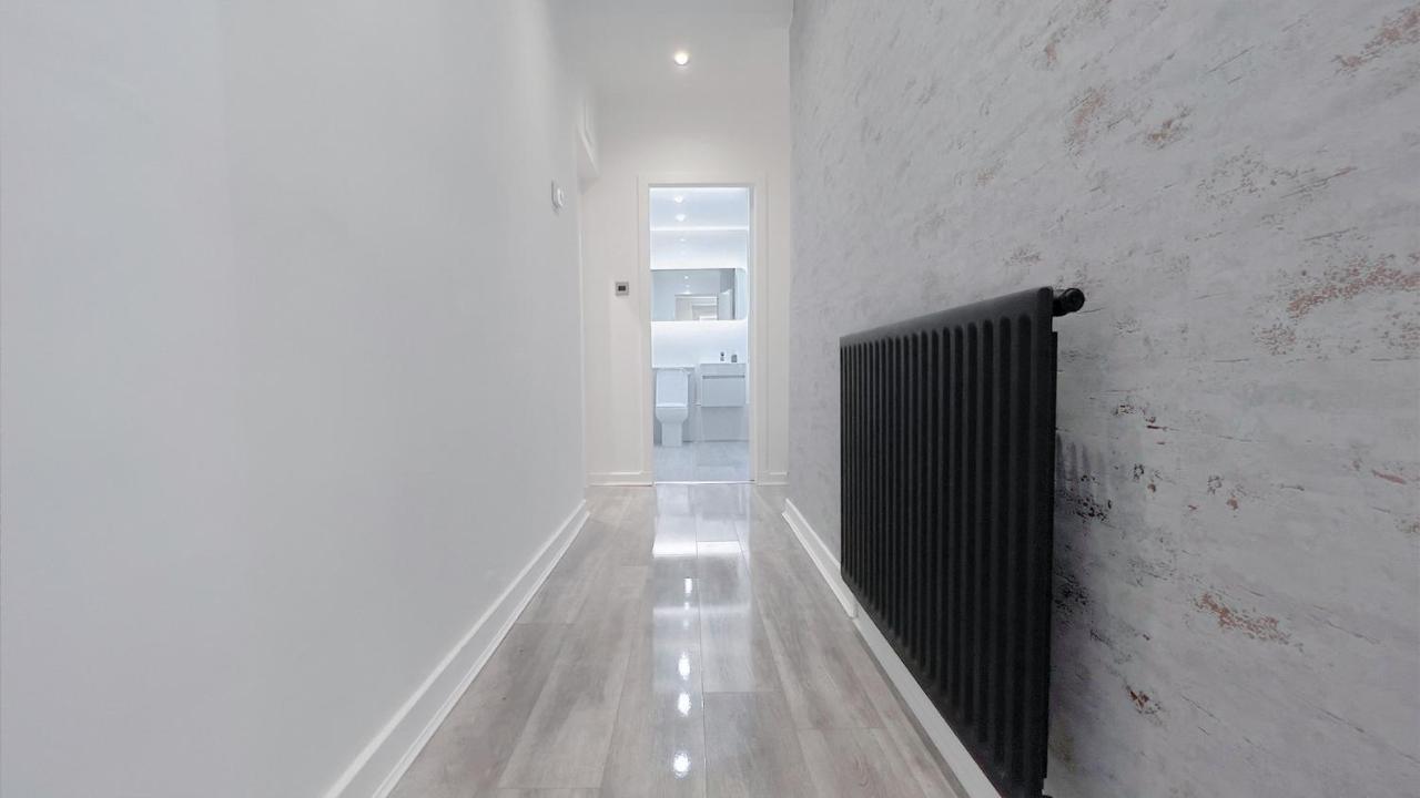 Stunning Luxury Apartment Near Motherwell Wishaw  Exteriör bild