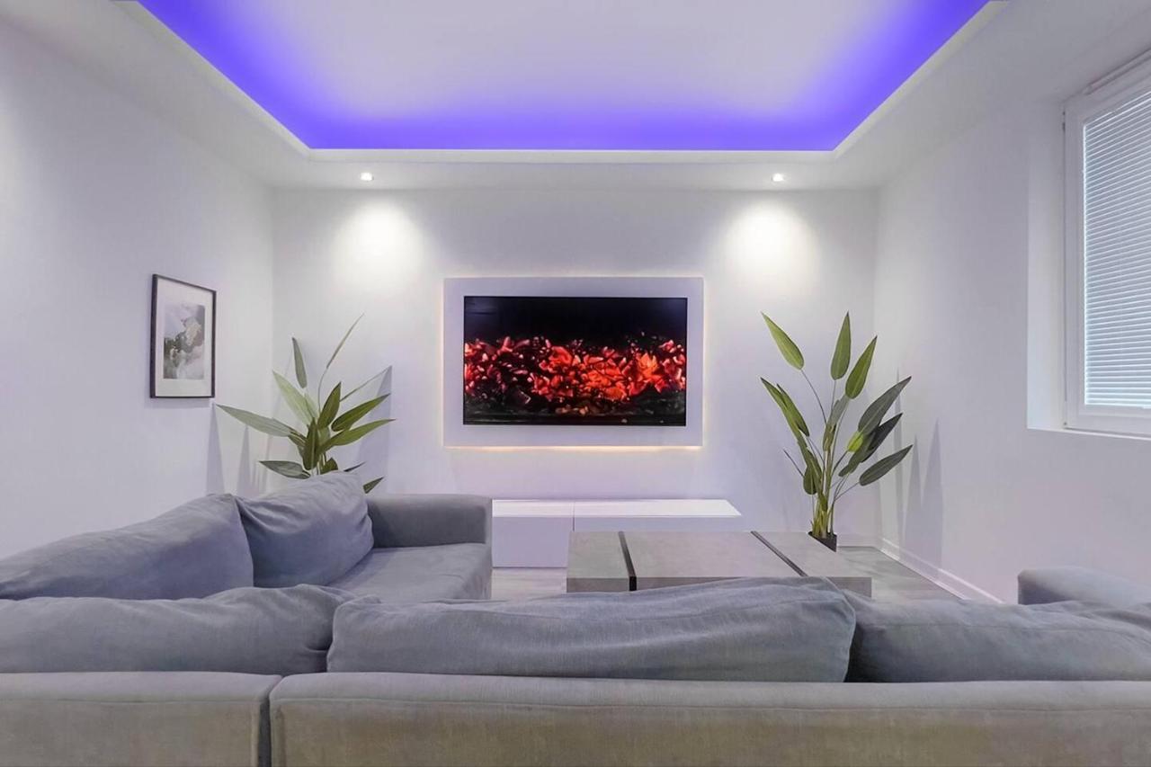 Stunning Luxury Apartment Near Motherwell Wishaw  Exteriör bild